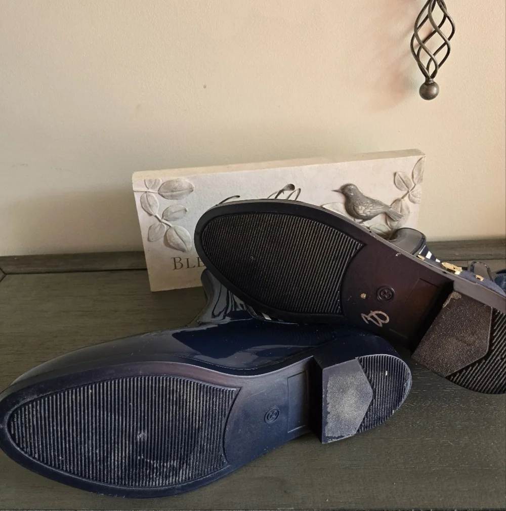 Nautica Rain Boots Sz 8 Navy Blue/White Stripes